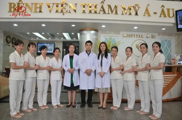 Bệnh viện thẩm mỹ Á Âu có đội ngũ bác sĩ chuyên gia