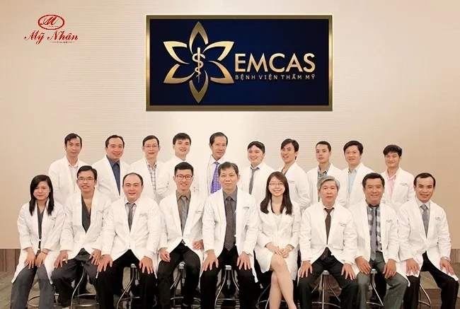 Bác sĩ tại Bệnh Viện Thẩm Mỹ Emcas