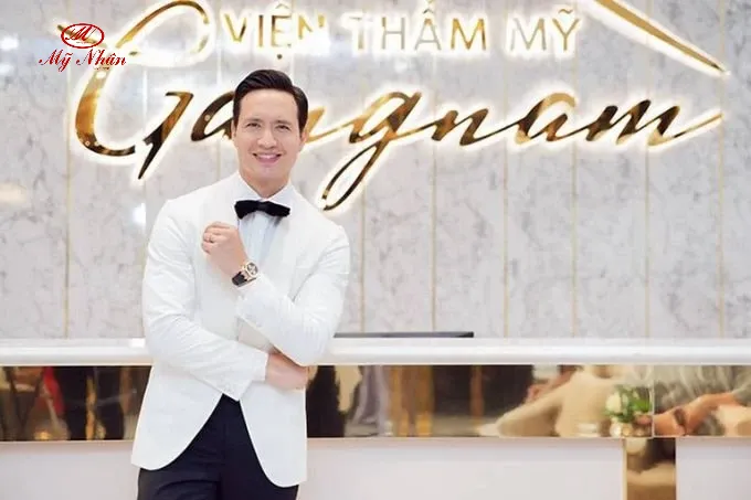 Hình ảnh cảnh báo thẩm mỹ viện Mega Gangnam vi phạm pháp luật